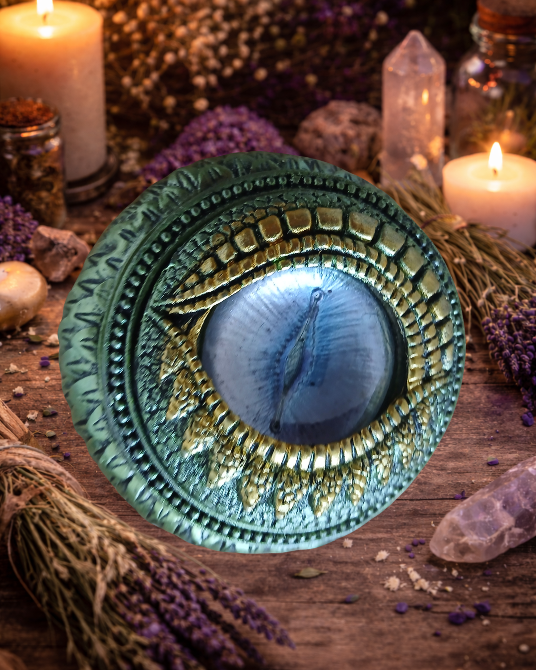 Green Dragon Eye Storage Box & Amazonite Crystal Chip Bracelet