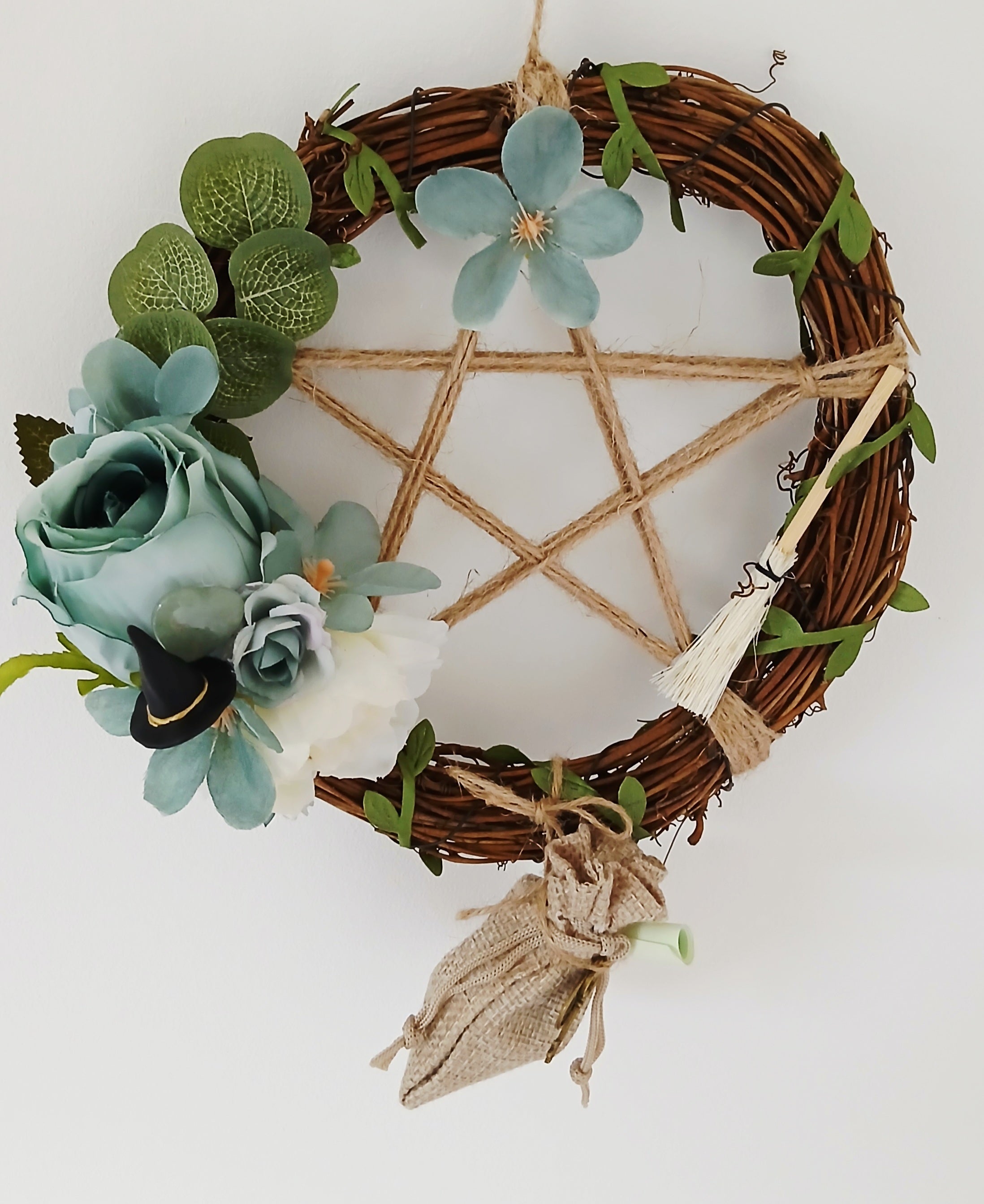 Green Pentacle 20cm Wreath with Aventurine